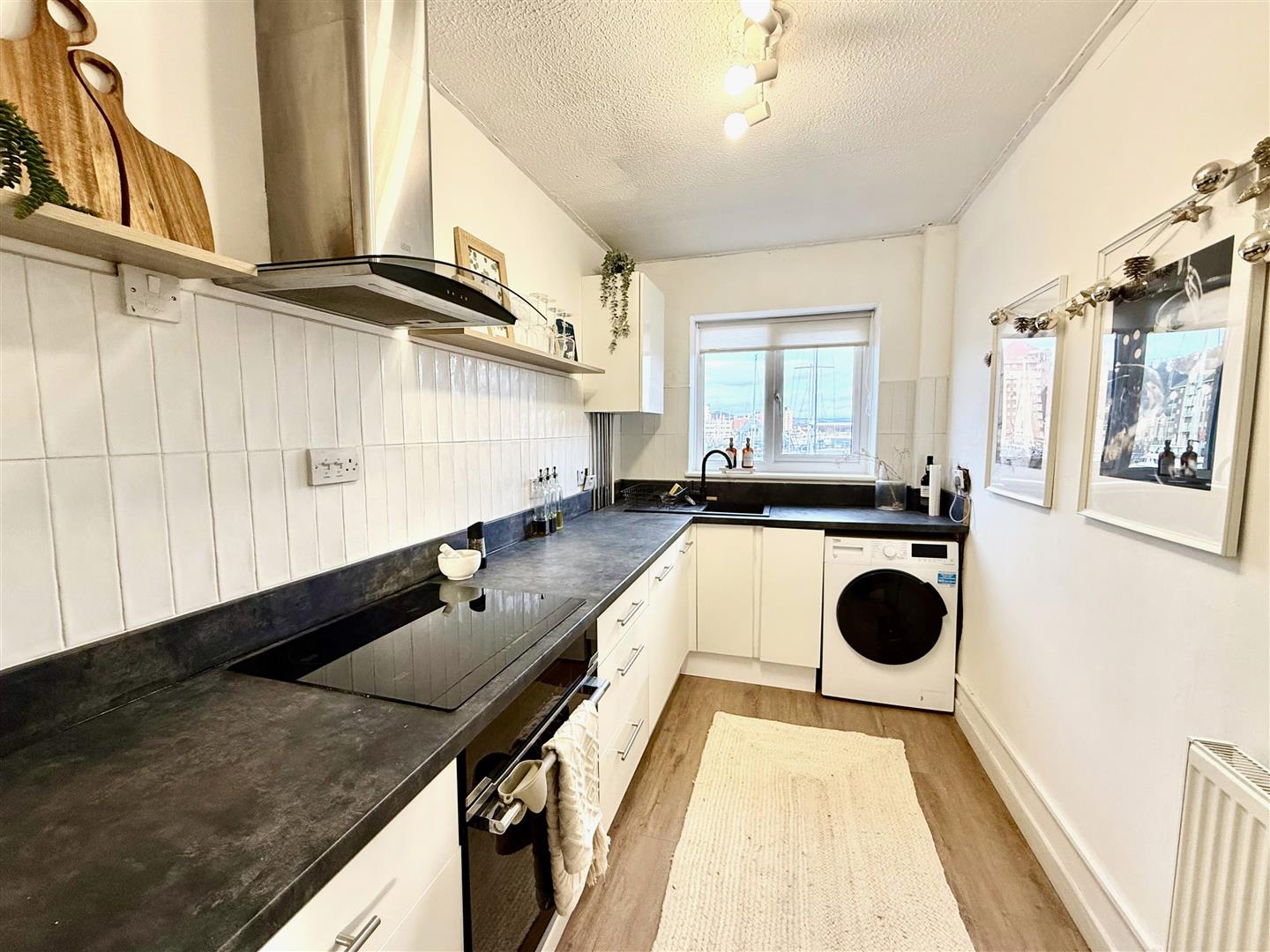 Abernethy Quay, Maritime Quarter, Swansea, SA1 1UL